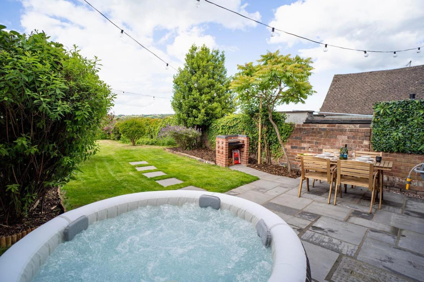 Stylish 2 Bedroom Cottage With Hot Tub And Parking Bewdley Exterior foto